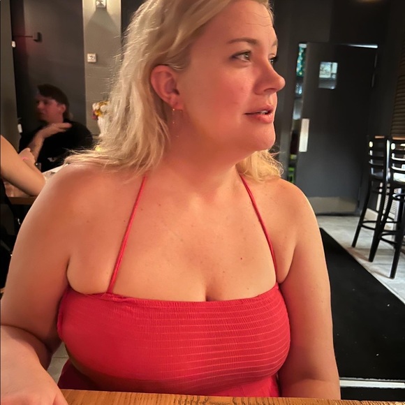 Meet your Posher, Heather - Picture 5 of 7